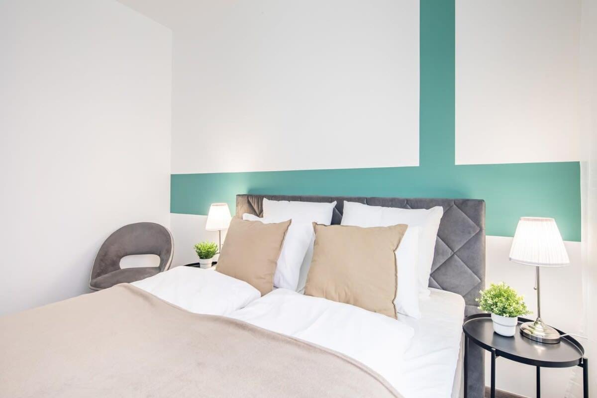 Brand New - Modern & Comfy At River * Budapeste
