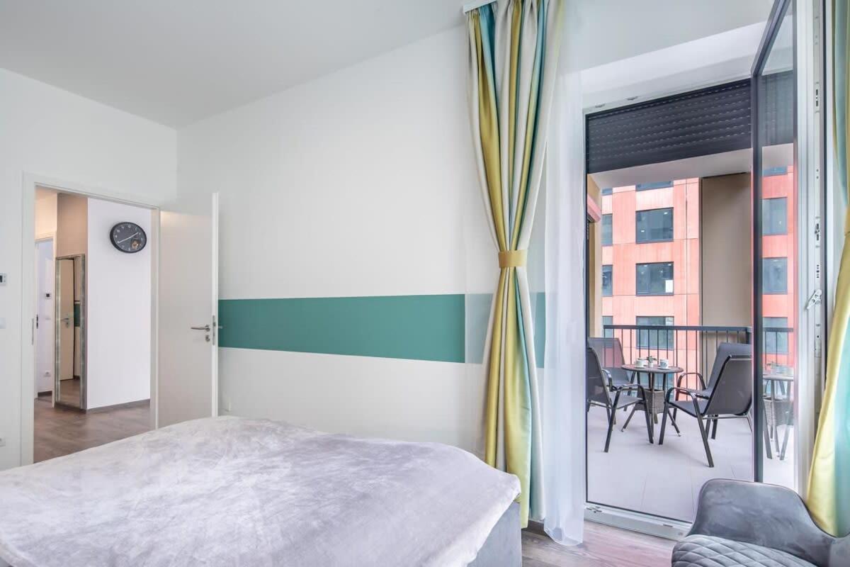 Brand New - Modern & Comfy At River Budapeste